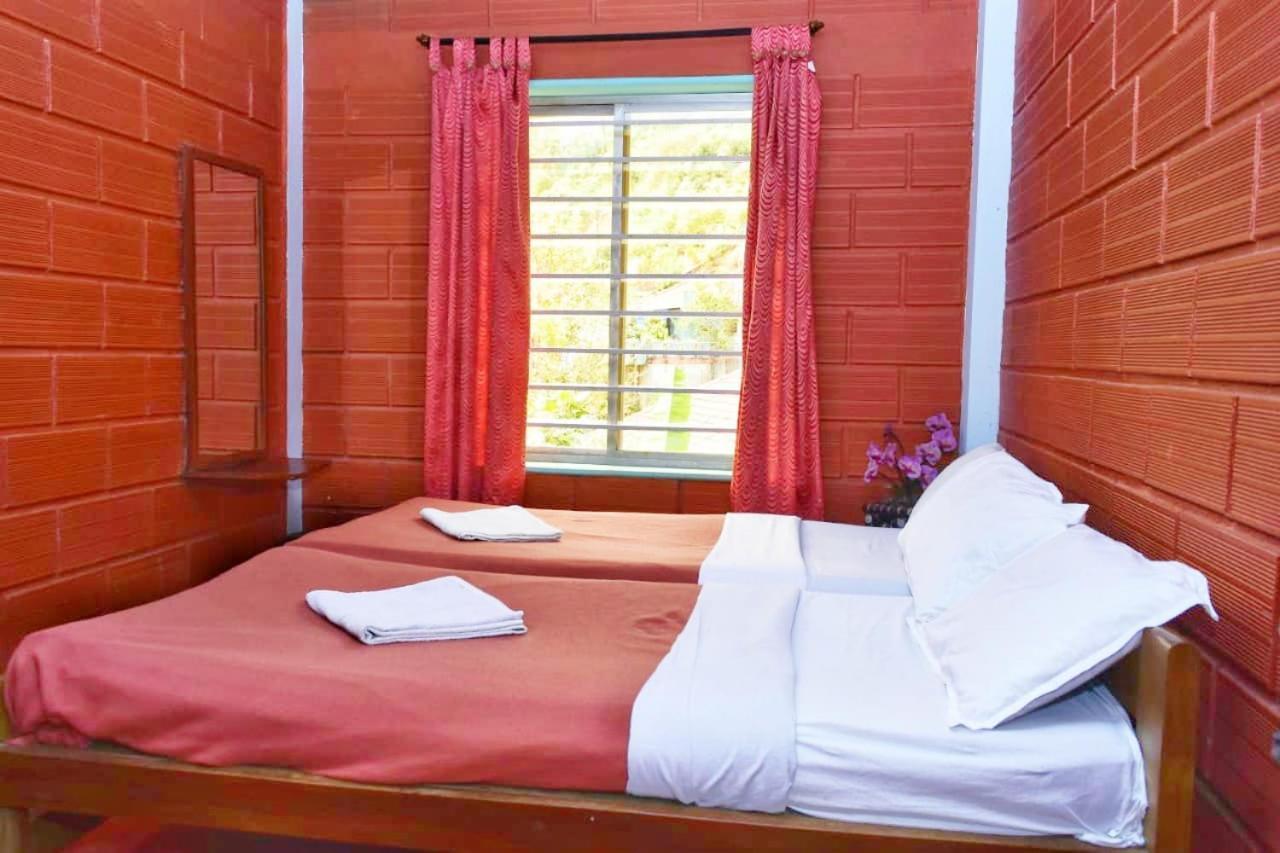 Eshwari Cottage Madikeri Bagian luar foto