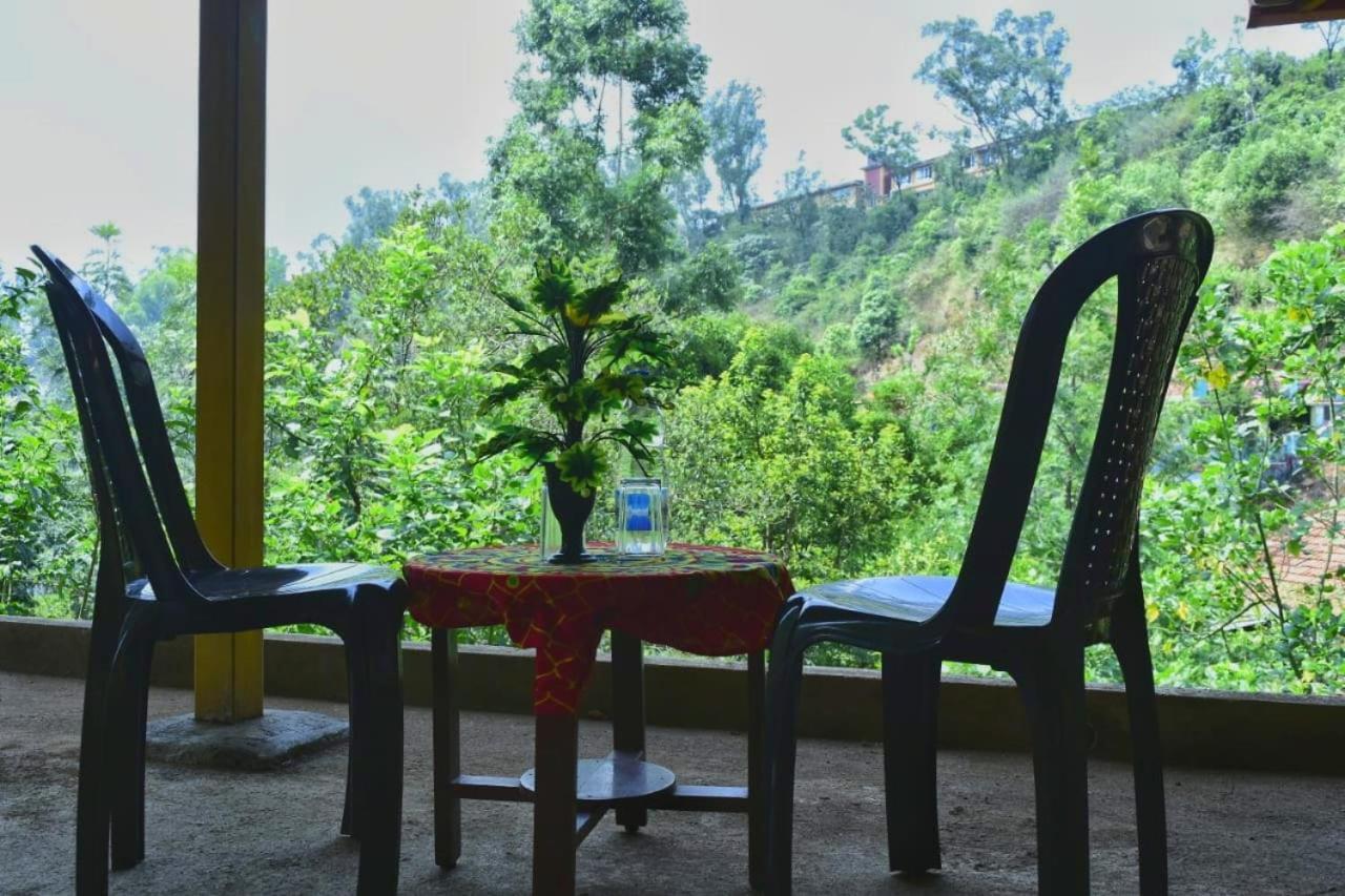Eshwari Cottage Madikeri Bagian luar foto