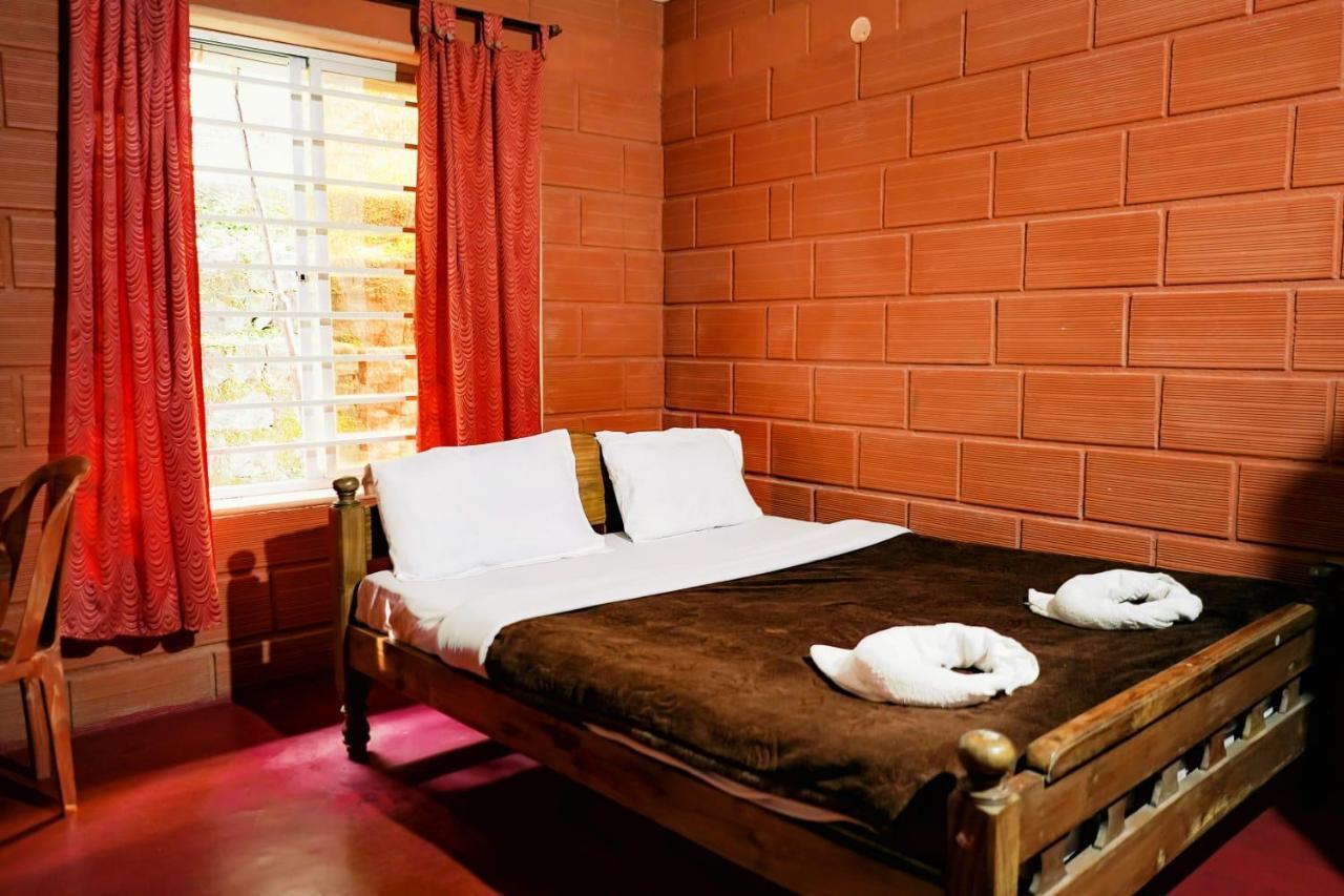 Eshwari Cottage Madikeri Bagian luar foto