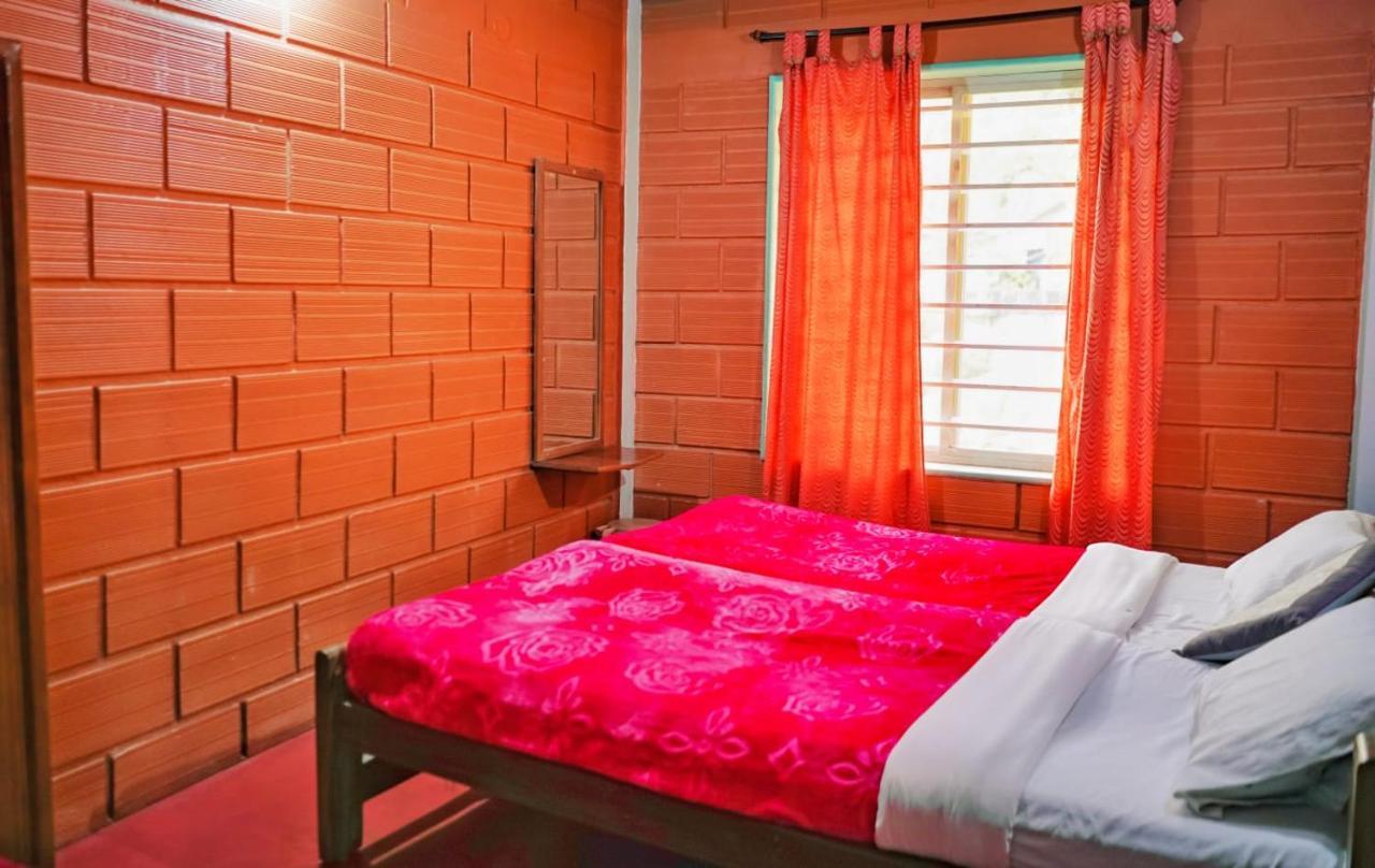 Eshwari Cottage Madikeri Bagian luar foto